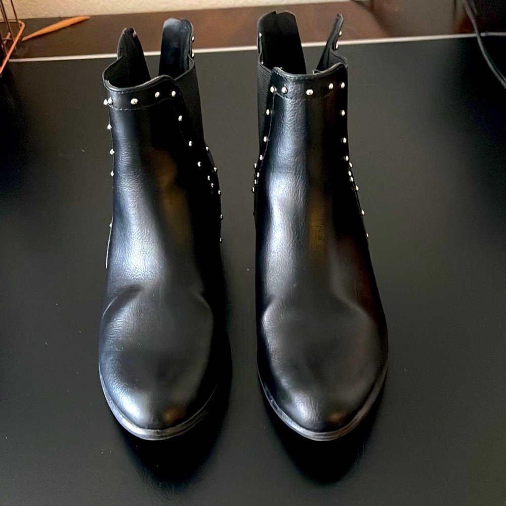 Black Boots